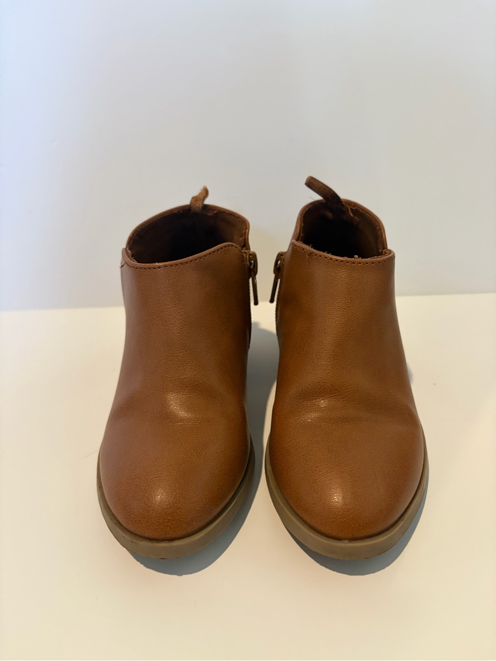 Old Navy Tan/Brown Girls Chelsea Booties